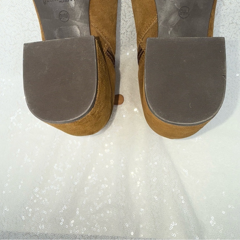 Gentle Souls  Braise Suede Embroidered Brown Ankle Boots size 9.5 women’s - Picture 11 of 16